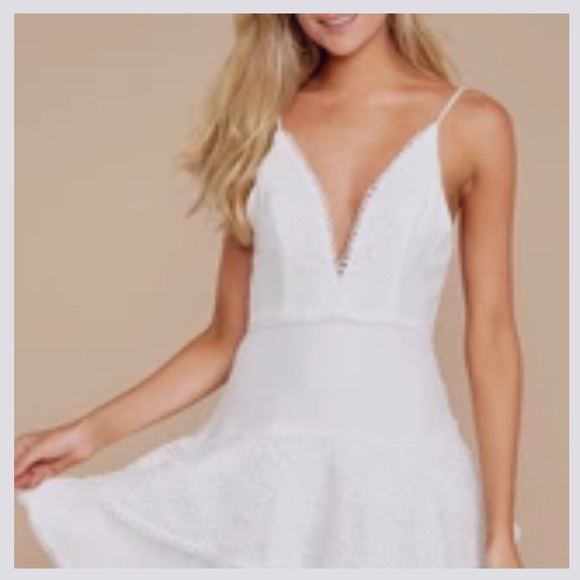 White V Neck Dress From Red Dress Boutique - Picture 1 of 7